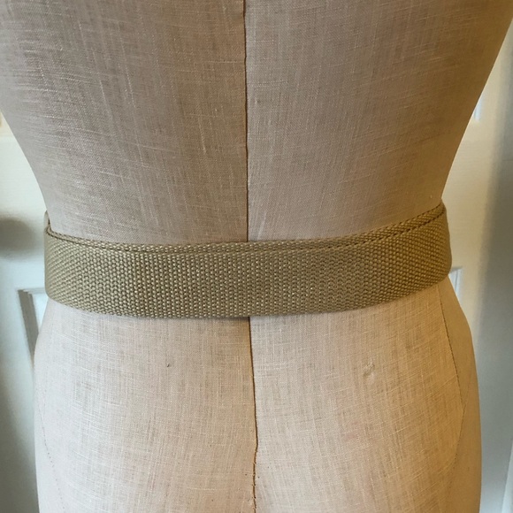 3/$40 Wild Fable Fuzzy Beige Fanny Pack Bag - Picture 4 of 6